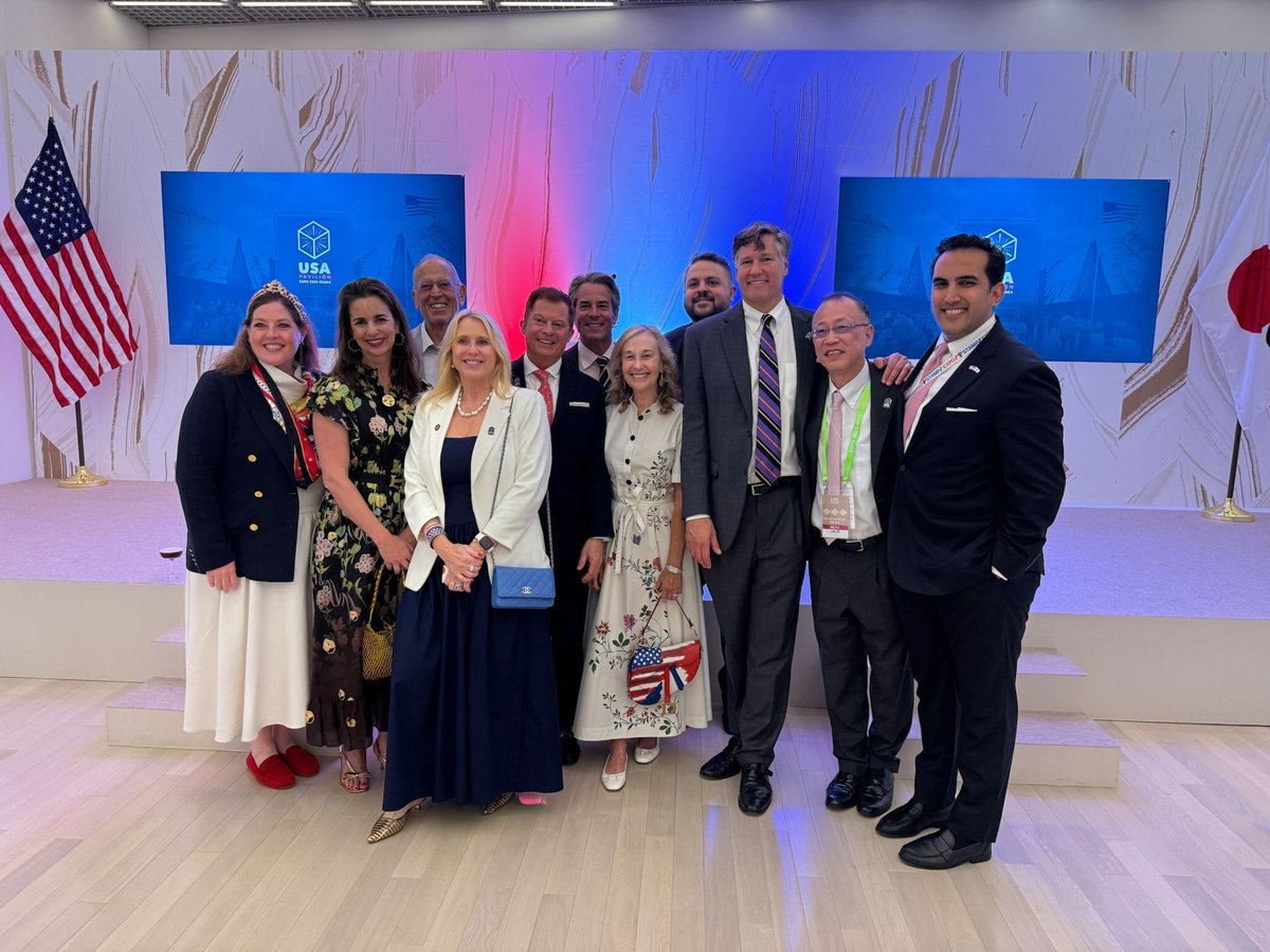 MIC_Exchanges's tweet image. Cultural diplomacy was front and center at the @USA_Pavilion_ for Expo 2025 Osaka. Meridian-led delegations of performers and U.S. leaders explored how culture and innovation connect nations alongside the U.S. Presidential Delegation and performances by the Carolina Jazz…