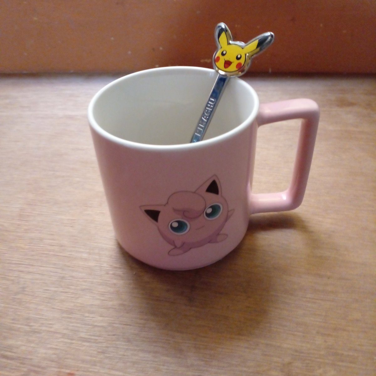 FaMagikal's tweet image. Preparando mi cafecito para el Pokemon Presents (configure mal mi alarma y lo veré desfasado...no he visto spoilers)