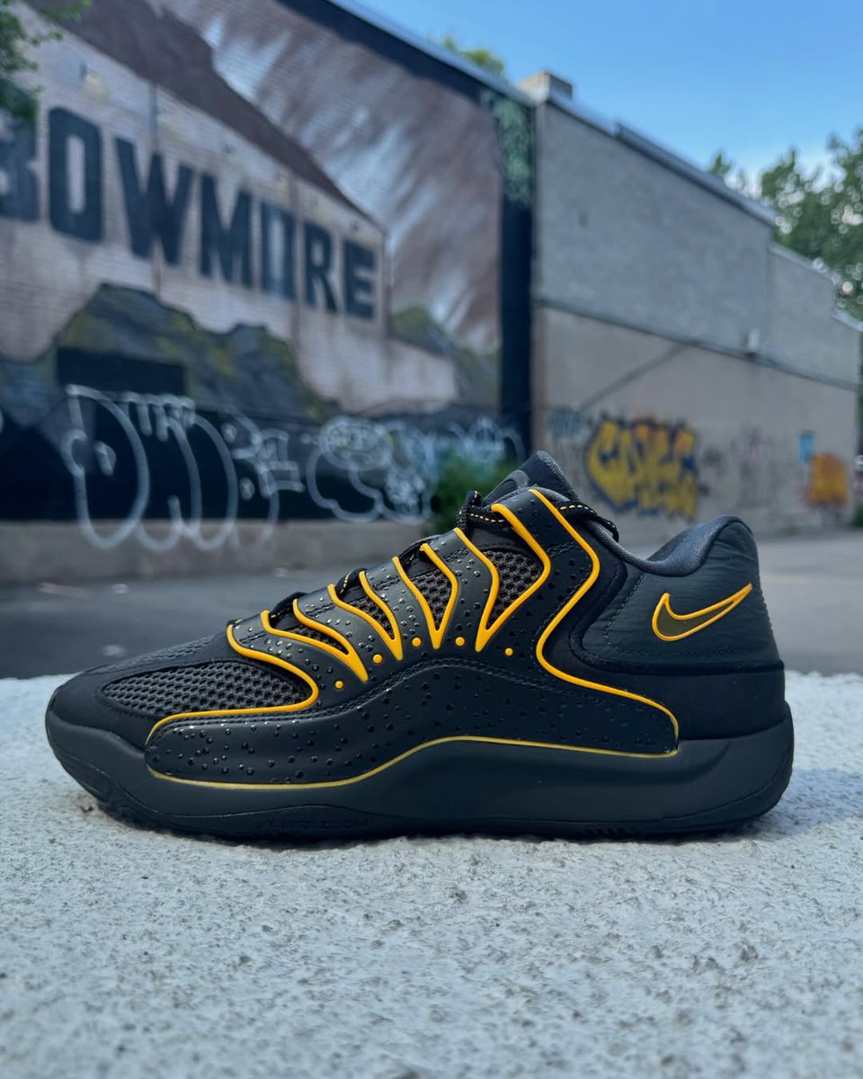 SoleRetriever's tweet image. Nike KD 18 Rain City
Tongue has the day KD was drafted to the SuperSonics
rtrv.in/4lIZqV7