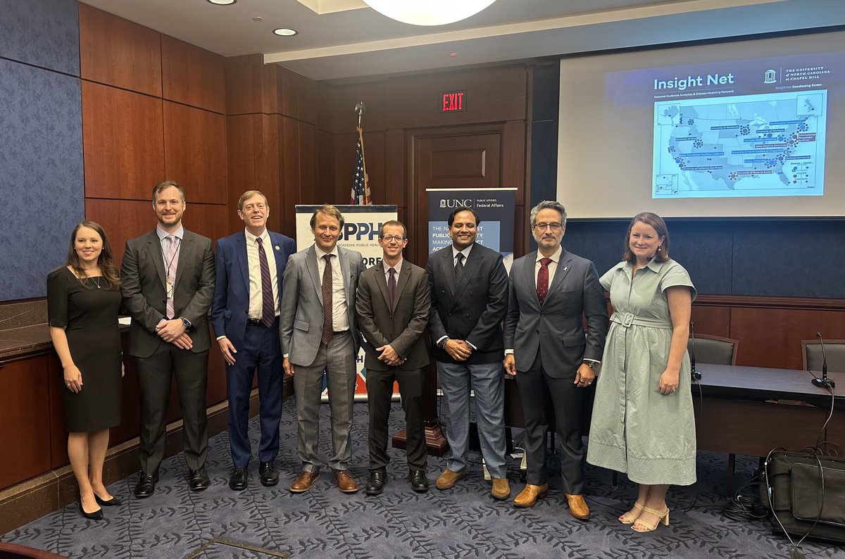 UNC_PAffairs's tweet image. On 7/15, we co-hosted a Congressional briefing with @ASPPHtweets & @CSTEnews on Insight Net, a CDC-funded network advancing infectious disease forecasting.
UNC leads as the national coordinating center, helping states use data to protect public health.
#PublicHealth #UNCResearch