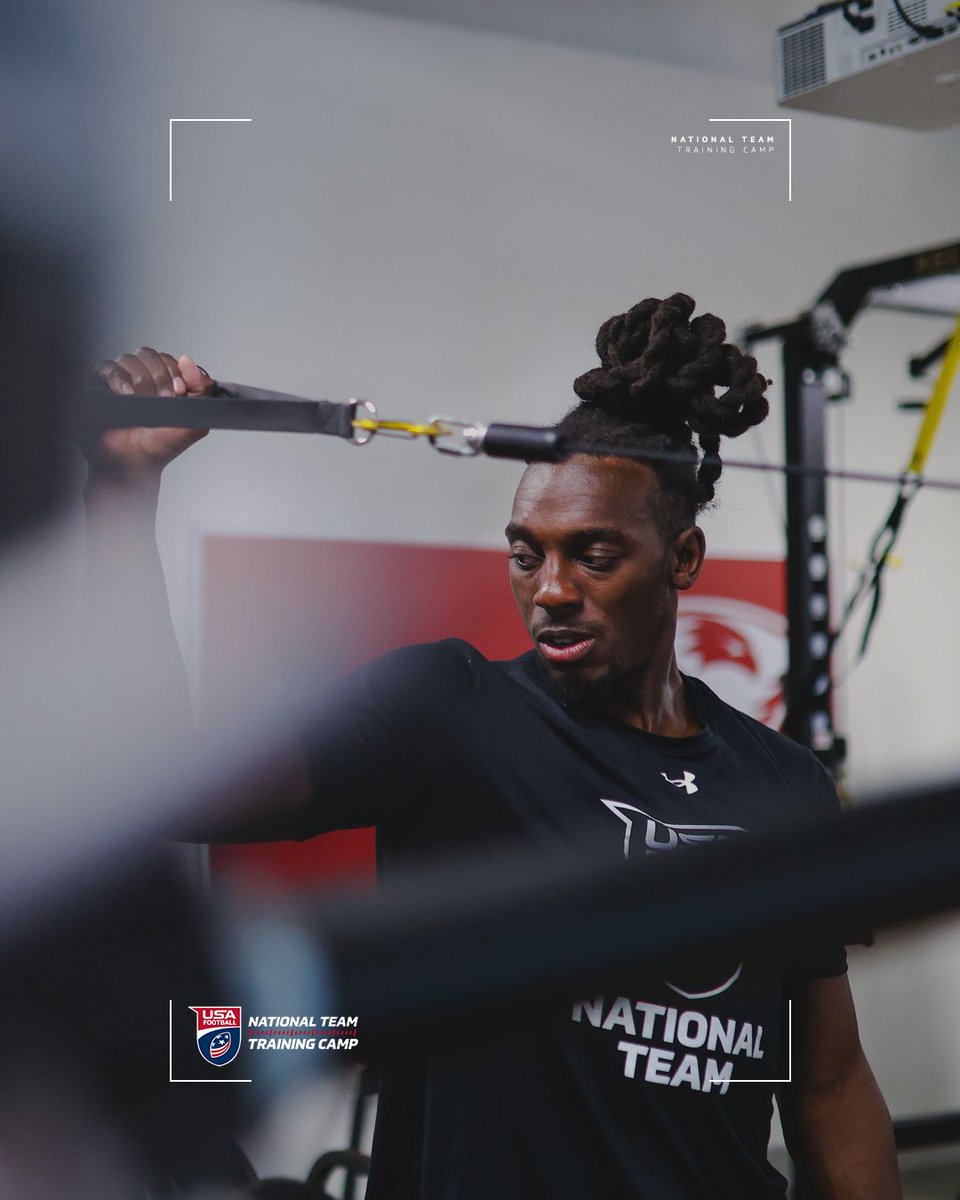 USAFootball's tweet image. Pumping with purpose 💪

One standard. One goal 🥇