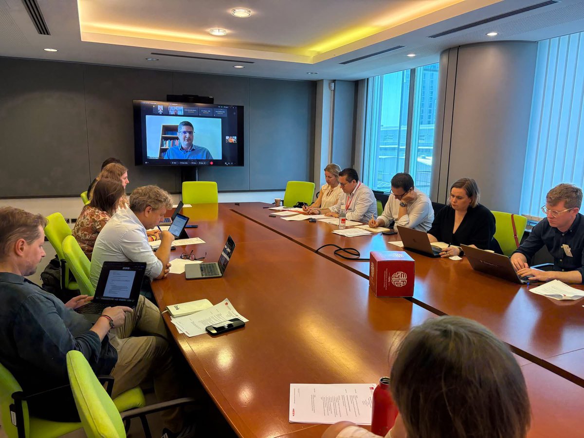 András Bíró-Nagy (@bironagyandras) on Twitter photo I had the pleasure of contributing to the Progressive Pollsters Network seminar,held in the <a href="/Europarl_EN/">European Parliament</a> by <a href="/FEPS_Europe/">FEPS</a>, with an online presentation on Hungarian political landscape&main findings from #ORBÁN15, our latest research at <a href="/Pol_SolutionsHU/">Policy Solutions</a>. Thanks for the opportunity! I had the pleasure of contributing to the Progressive Pollsters Network seminar,held in the <a href="/Europarl_EN/">European Parliament</a> by <a href="/FEPS_Europe/">FEPS</a>, with an online presentation on Hungarian political landscape&main findings from #ORBÁN15, our latest research at <a href="/Pol_SolutionsHU/">Policy Solutions</a>. Thanks for the opportunity!