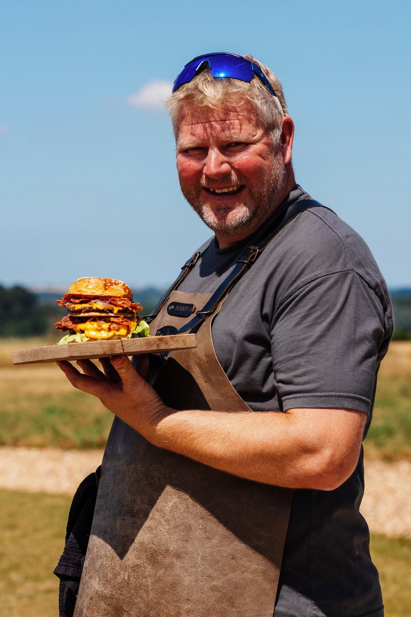 Hoggy had a blast shooting with Barney from Clean Plate Food Photography – grilling hard and striking a pose, even in a heatwave 📸

Here’s a taste of what’s to come (warning: may cause extreme hunger) 😋

#hoggysgrill #bbqschool #photoshoot #foodie #grillmaster
