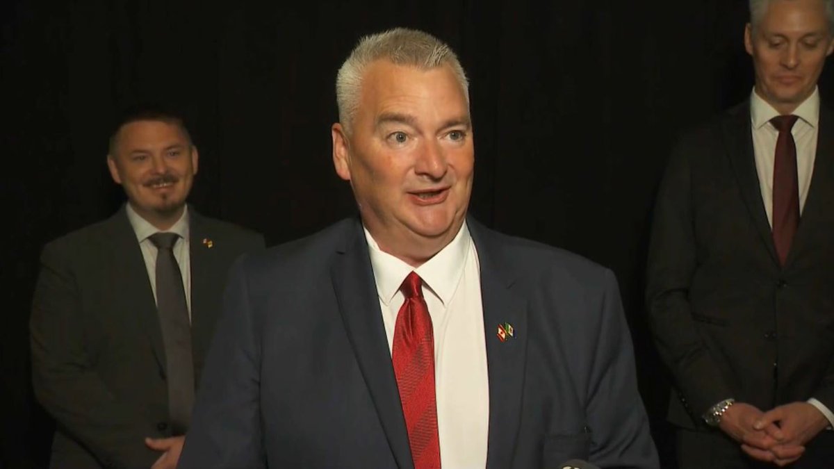 CPAC_TV's tweet image. LIVE: Premiers speak with reporters as Huntsville, Ont. meeting continues
➡️ow.ly/jkuG50WtjNa
EN DIRECT : Des premiers ministres parlent aux journalistes alors que la réunion à Huntsville, en Ont., se poursuit
➡️ow.ly/iVlq50WtjNb
#cdnpoli | #polcan