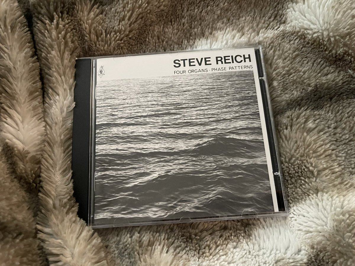 forcefeedglass's tweet image. Steve Reich - Four Organs • Phase Patterns #NowPlaying