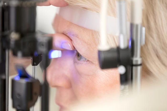 Metropoles's tweet image. ➡️Glaucoma: entenda prevenção e tratamento da doença sem cura
Oftalmologista orienta sobre prevenção e tratamento do glaucoma, doença que não tem cura, mas pode ser controlada
Leia: curt.link/DccSe