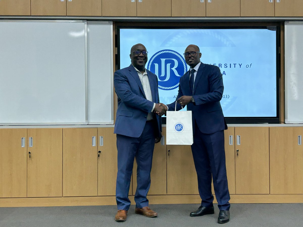 SUNYPolyInst's tweet image. System Provost Melur “Ram” Ramasubramanian, and Presidents from @FredoniaU, @sunyoswego, and #SUNYPoly President Wole Soboyejo presented the #SUNYAfricaInitiative to Vice Chancellors from universities across the country and to representatives present from Bridge2Rwanda. #suny