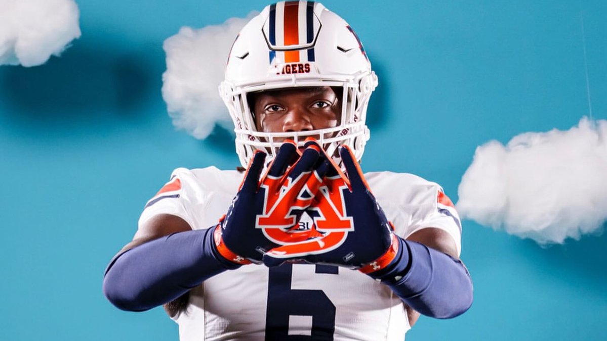 CClemente247's tweet image. How Jaquez Wilkes found his new home and landed on committing to Auburn (VIP)
"It feels exactly like home to me."
247sports.com/college/auburn…