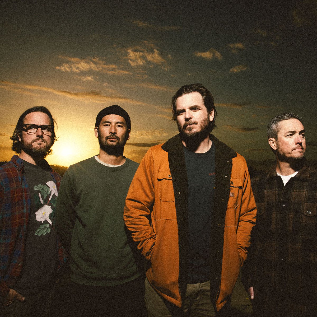 Thrice's tweet image. We are beyond excited to announce 'Horizons/West', due out on October 3rd, as well as our first single, "Gnash", now streaming on all digital services. Pre-order & stream now: thrice.ffm.to/horizonswest