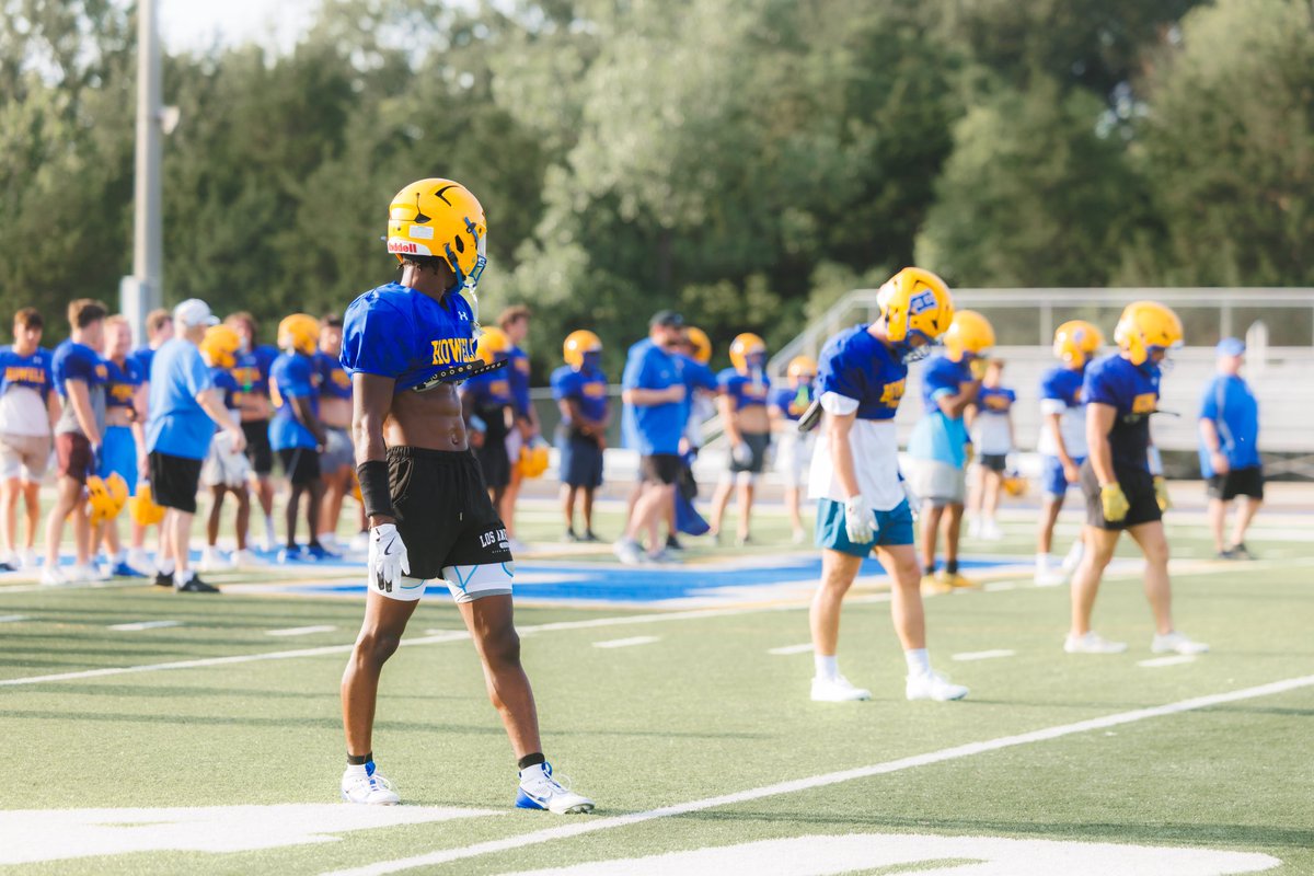 Howell Vikings (@fhvikings) on Twitter photo Checked in with <a href="/Howell_FB/">Howell Football</a> last night.
Great to see these guys putting in work this summer!
#beHowell Checked in with <a href="/Howell_FB/">Howell Football</a> last night.
Great to see these guys putting in work this summer!
#beHowell