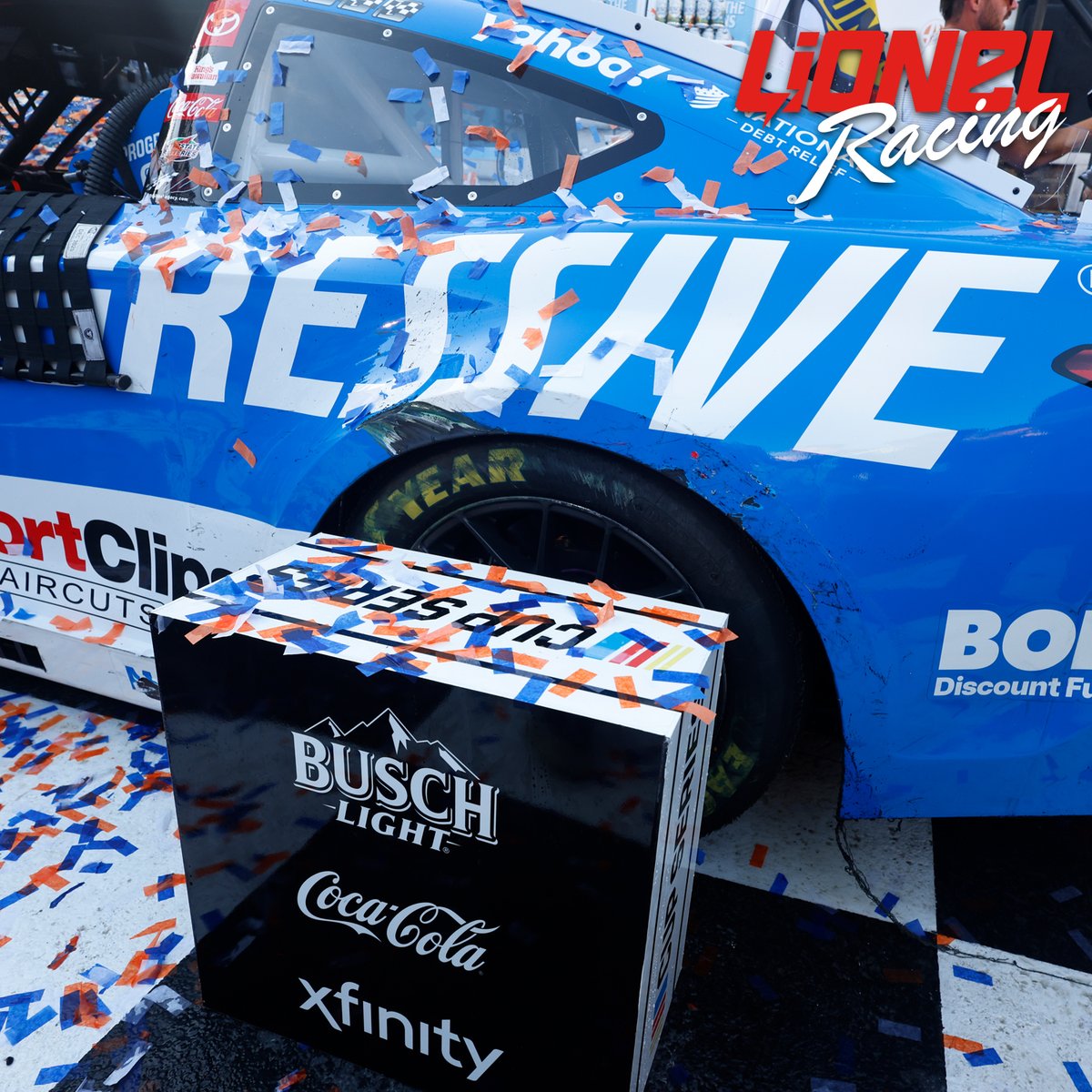 Lionel_Racing's tweet image. 𝐅𝐨𝐫 𝐘𝐨𝐮𝐫 𝐑𝐞𝐟𝐞𝐫𝐞𝐧𝐜𝐞: These images from the
@dennyhamlin 2025 Dover Cup win are some of the ones our artists will use to create the raced-win die-cast 🏁
➡️ bit.ly/RacedWins
