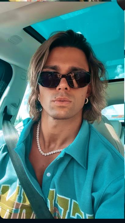 karinasadl16's tweet photo. Sigue vivo … y guapo … 

seguiremos informando 🥹🔥😌 #LCDLFAllStars #LucaOne22JL @LucaOnestini_11 https://t.co/eFAy6bxplS