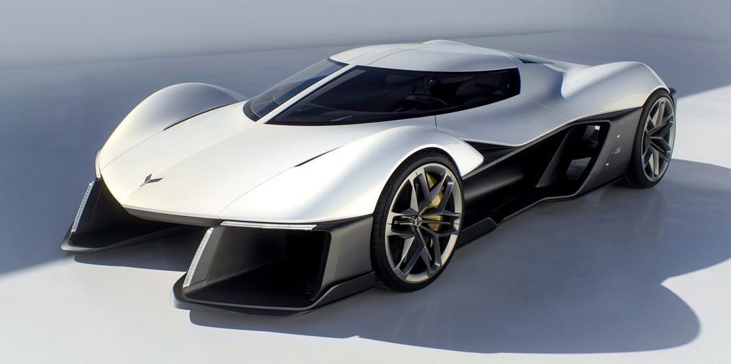 RoadandTrack's tweet image. An electric Corvette? It's 'still science fiction,' says 'Vette lead engineer Tony Roma. bit.ly/44Pqvi1