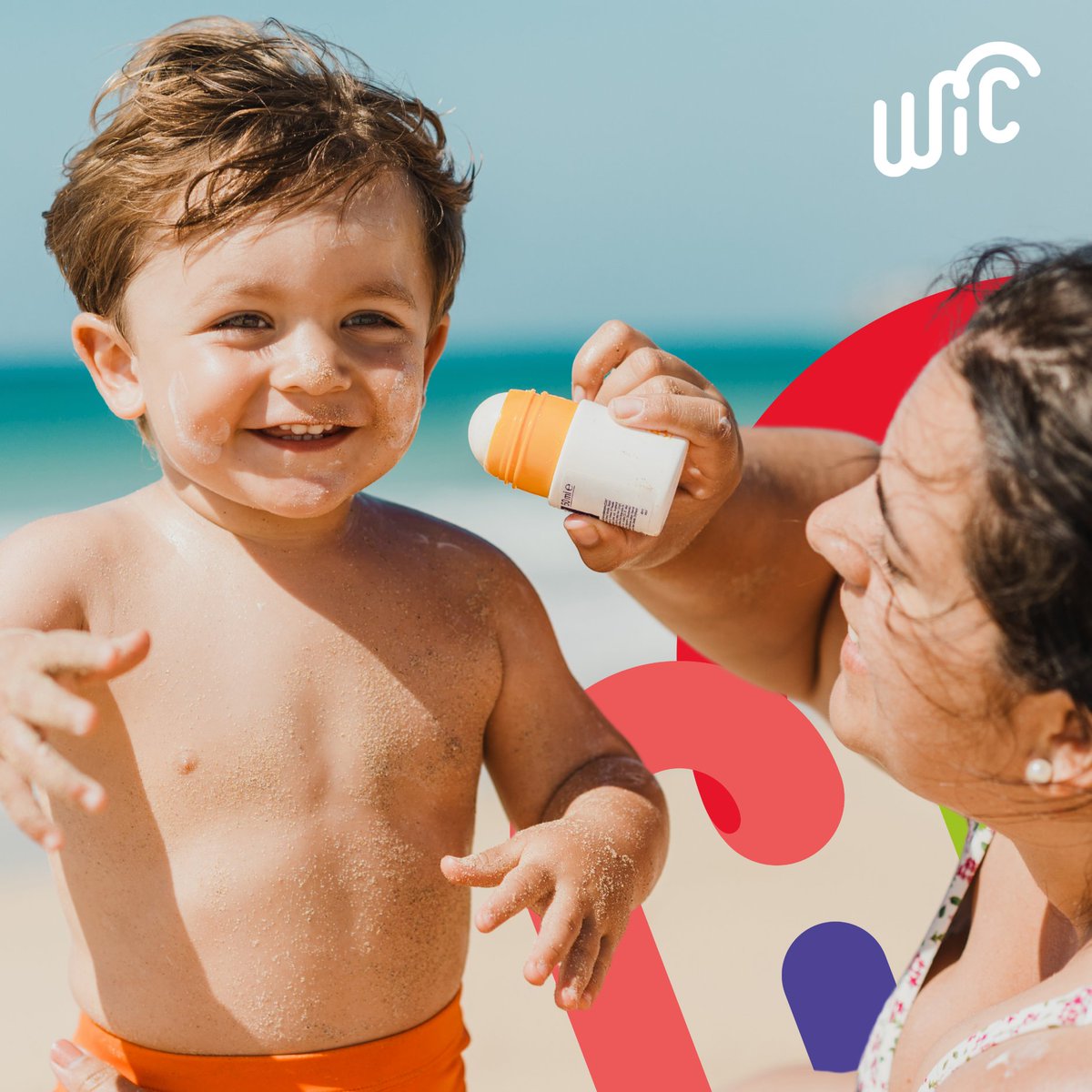 HealthierJC's tweet image. 🌞😎 Everyone needs sun protection—no matter your skin tone! UV rays can cause long-term skin damage, even in childhood. Protect yourself & your kids daily! 🧴🧢 Learn more from @nemours: kidshealth.org/en/parents/sun… #SunSafety #HealthyHabits #HealthierJC @jerseycity