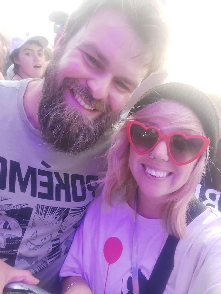 Virtute's tweet photo. She said yes

That's it. That's the tweet. https://t.co/cUQAjreDlA
