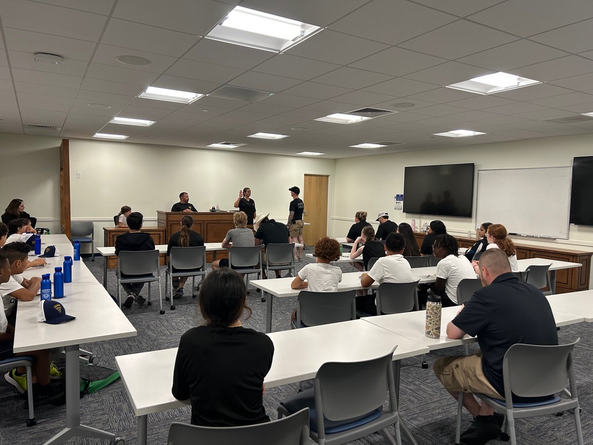 MassMPTC's tweet image. Junior Police from Medford, Malden, and Everett came together for a hands-on experience at MPTC Lynnfield. Our young officers engaged in Q&A sessions with 7th ROC Student Officers, tackled morning PT, practiced motor vehicle stops, and even participated in a mock trial.