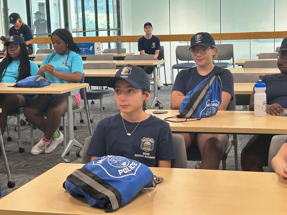 MassMPTC's tweet image. Junior Police from Medford, Malden, and Everett came together for a hands-on experience at MPTC Lynnfield. Our young officers engaged in Q&A sessions with 7th ROC Student Officers, tackled morning PT, practiced motor vehicle stops, and even participated in a mock trial.