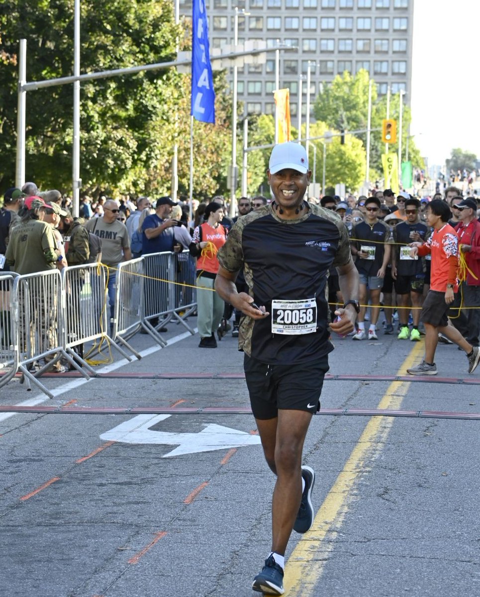 army_SM_armee's tweet image. En tant que militaires, nous ne faisons aucun compromis sur la condition physique ou le soutien mutuel. La Course de l’Armée du Canada(@CanadaArmyRun) est la chance de pousser vos limites et d’aider d’excellentes organisations qui nous soutiennent. Commençons notre entraînement!