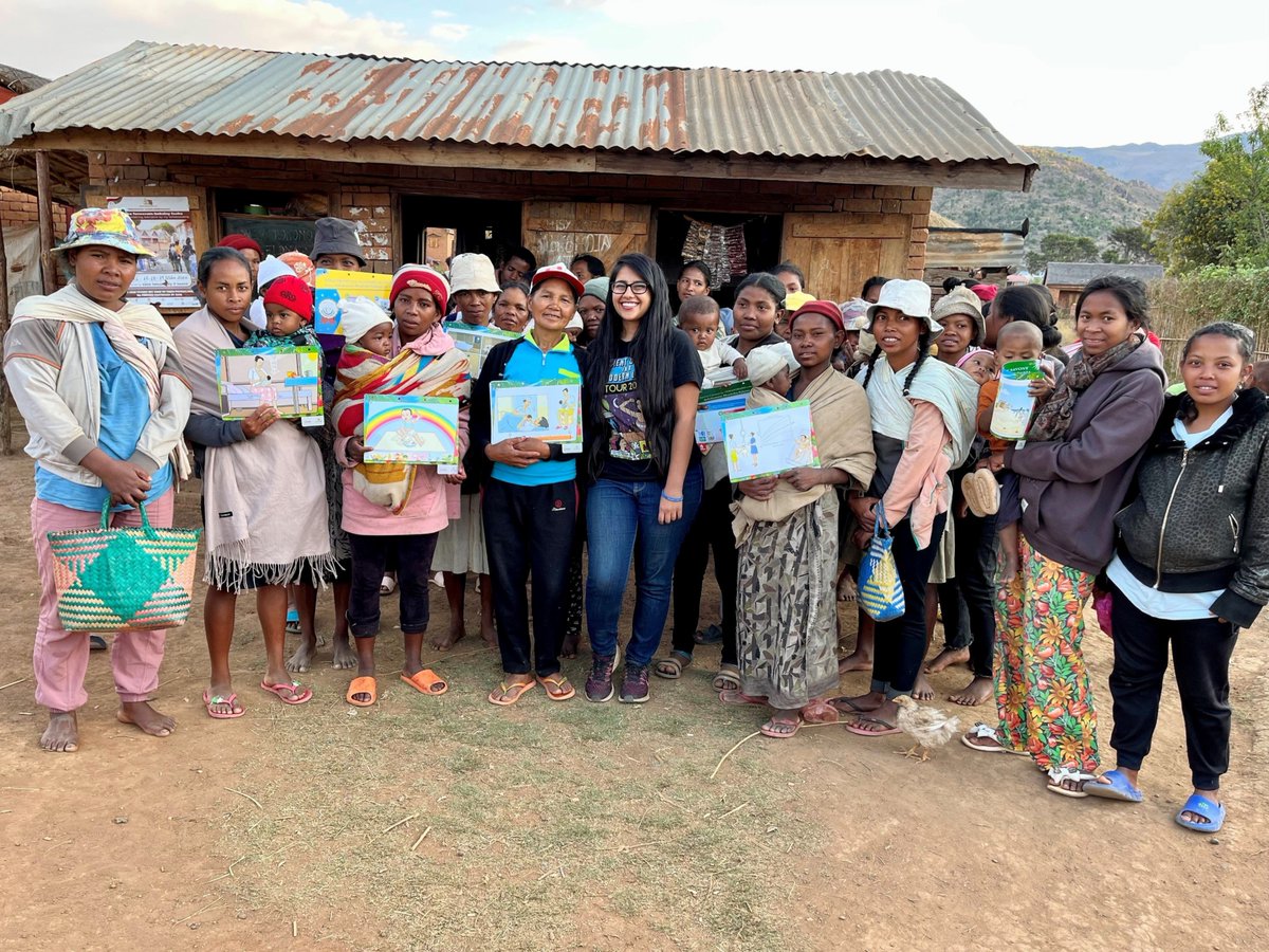 PeaceCorps's tweet image. Curious what life is like on the world&apos;s fourth largest island? 🌍 

Volunteers in Madagascar share tips and highlights from their service in our recent blog post. Whether you’re packing your bags or wondering what Volunteers do on the &apos;Great Red Island,&apos; this one&apos;s for you. 🌴…