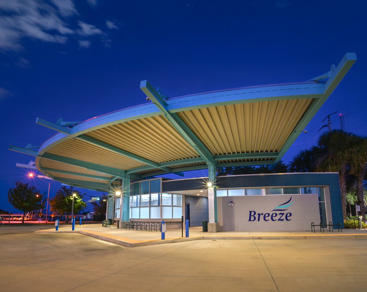 SRQCountyGov's tweet image. This Friday, July 25, Breeze will host an Open House to share information about its draft 2025-2028 Disadvantaged Business Enterprise (DBE) goal. Visit loom.ly/K-bCoJg to review the draft goal and public feedback opportunities. #SRQCountyTransit