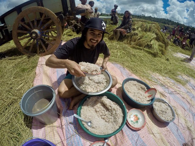 PeaceCorps's tweet image. Curious what life is like on the world&apos;s fourth largest island? 🌍 

Volunteers in Madagascar share tips and highlights from their service in our recent blog post. Whether you’re packing your bags or wondering what Volunteers do on the &apos;Great Red Island,&apos; this one&apos;s for you. 🌴…