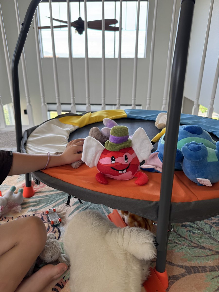 benstraussphoto's tweet image. So my 4 year old hijacked my gristle buddeez plushie after NFT NYC (so it is now his), and he calls him “booty butt”.
If you’ve seen the caboose on these plushies you’d understand.
Booty Butt’s super power is the “super toot” that can blow away the enemies.
I’m ded 🤣