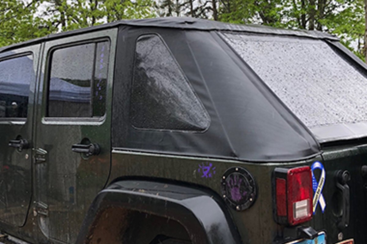 Since the early 20th century, Haartz has stood at the forefront of automotive exterior innovation. As a long-standing OEM partner, we deliver products like convertible toppings and tire covers that are built to endure and perform.
Learn more: brnw.ch/21wUkLJ