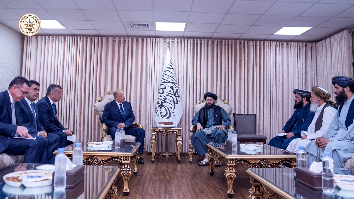 KabulFrontline's tweet image. The Taliban (IEA) Defense Minister Meets Uzbek Delegation in Kabul
IEA Defense Minister Al-Haj Mullah Muhammad Yaqoob Mujahid met with a high-level Uzbek delegation led by the head of Uzbekistan’s intelligence, General Korbunov Bakhodir, Deputy Chief General Mukhtorov Farukh,…