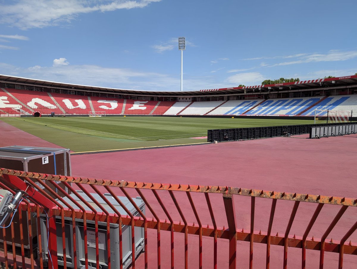 WeAreFreeLions's tweet image. The view from our away section at the Rajko Mitic Stadium in Belgrade. 

Further info about the trip itself will be out ASAP 🏴󠁧󠁢󠁥󠁮󠁧󠁿