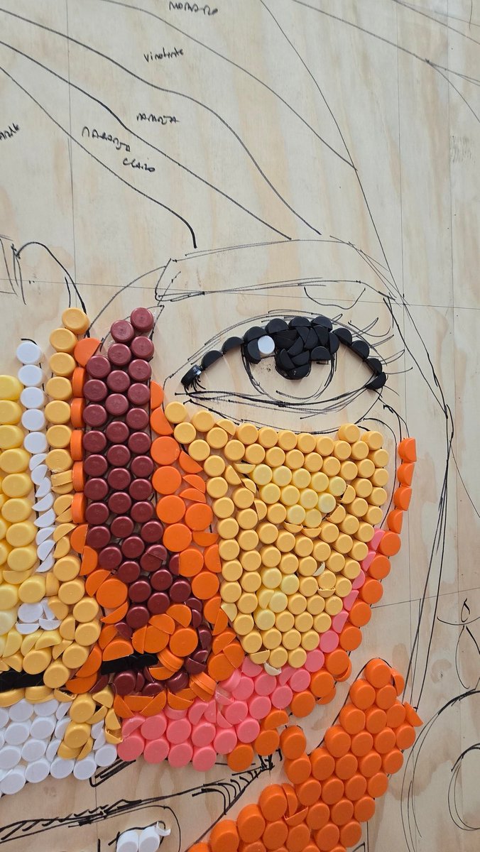 Olivarescfc's tweet image. 🇲🇽 Llevo varios días en México trabajado dos murales, que por ahora son un secreto, ya esta semana los presentaremos al público