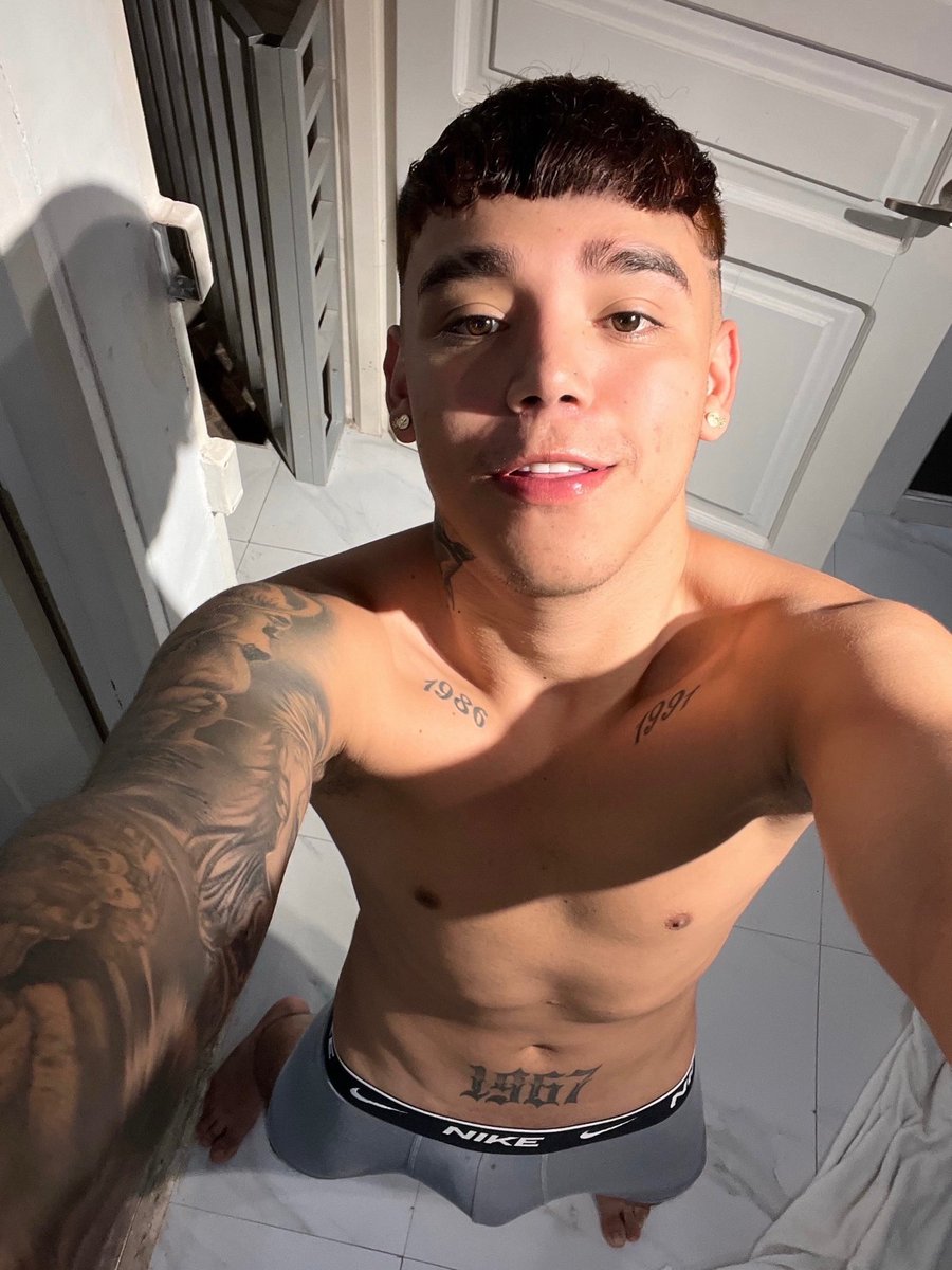 Oigan yo ya enseñé mucho pero no los veo enseñándome a mí en mis DM de insta 😔 a mi también me gusta ver eh