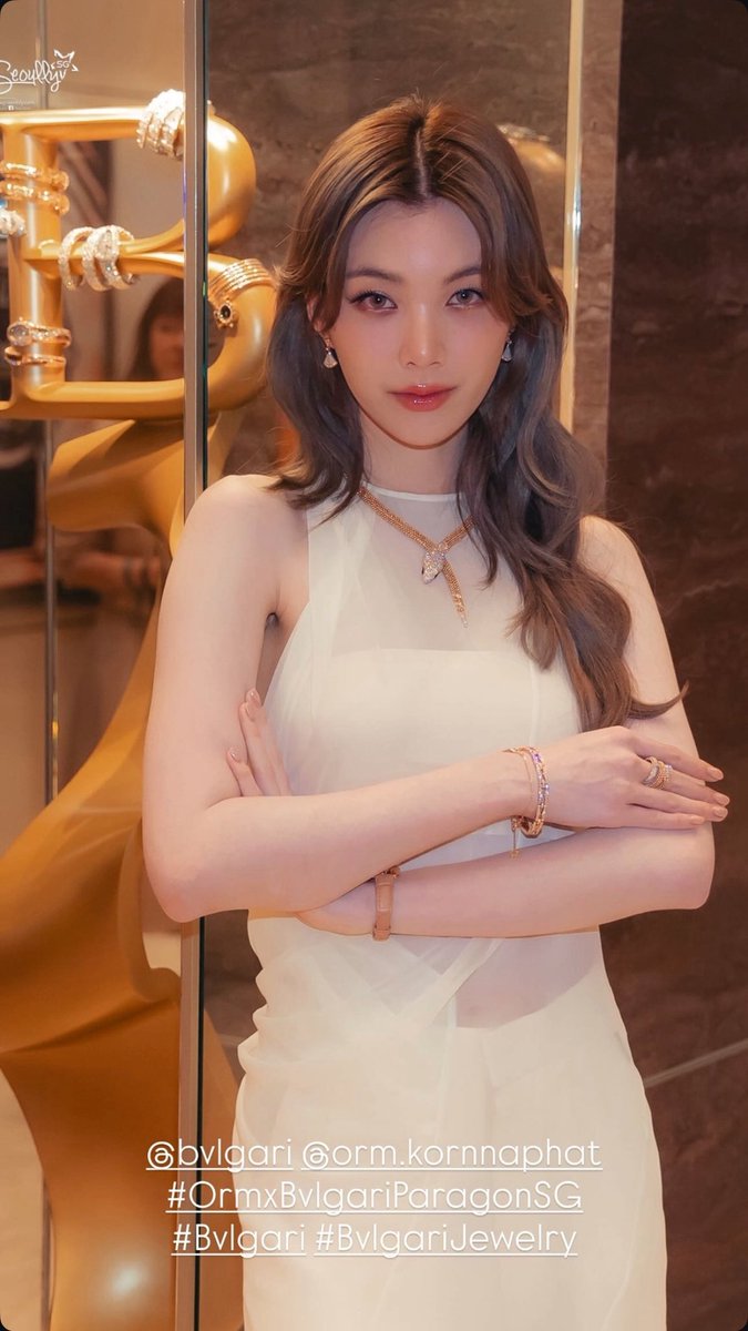 LingOrmTagTrend's tweet image. ถ้าน้องออมเป็นคำชมได้ ก็คือน้องออม
สวยมากกกกกกกกก ฮืออออ อยากรำถวาย

IG Story: art_artery

ORM BVLGARI POP UP SG
#ORMxBvlgariParagonSG
#Ormkornnaphat #ออมกรณ์นภัส