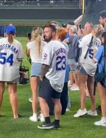 “Congrats to my cousin on making the big leagues but I’m not wearing some fucking Royals jersey to Wrigley” is such a classic Joliet move. Guarantee you this guy scored at least a dozen touchdowns for JCA