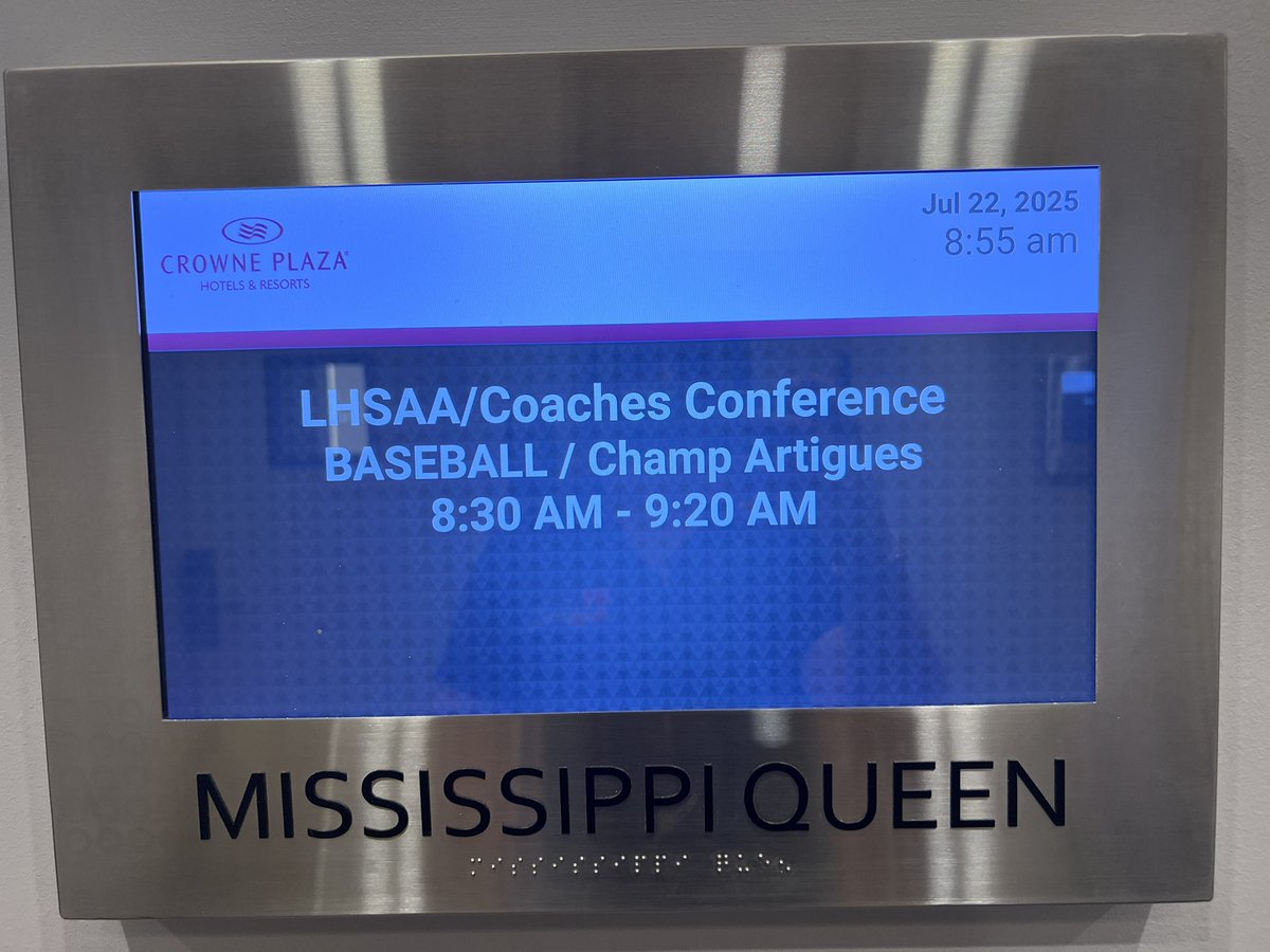 TheLHSCA's tweet image. Baseball starting off with the CHAMPions this morning and it’s a FULL HOUSE!!