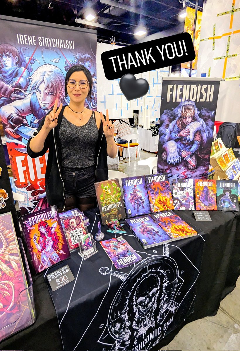 RenieDraws's tweet image. Florida Supercon is a wrap!!
It was chaos to do a con right before the launch of FIENDISH #3, but it was all worth it to put the book in the hands of new readers!
Thank you to everyone who came out and picked up books! YOU ROCK! 🤗🖤✨
#comiccon #comics #Floridasupercon