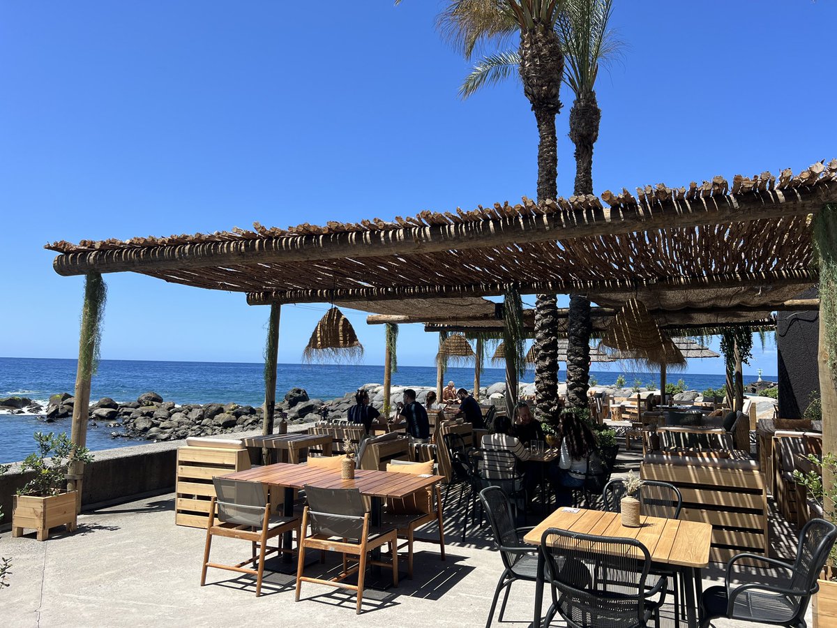 Kevinosjcp1's tweet photo. ISLAND LIFE ๐โ๏ธ๐๐ด๐ซโจ๐๐๐ป#OceanViews #LunchViews https://t.co/jx6wNqjyGx
