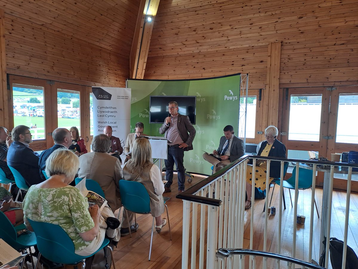 WelshLGA's tweet image. Key asks in the WLGA Rural Manifesto:
🔹 Sustainable, fair funding
🔹 A Rural Development Plan
🔹 Stronger rural-proofing of national policy
🔹 Investment in rural infrastructure
🔹 Support for housing, health, education & economy
wlga.wales