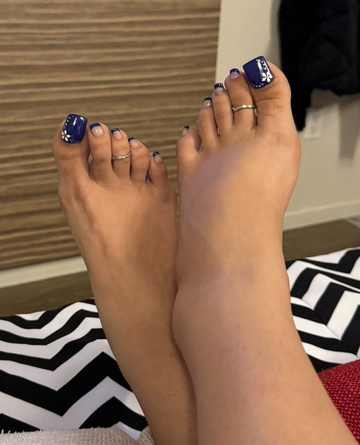HSK 👣 👑 (@humblesoleking) on Twitter photo TOE RING TUESDAY!!! 🧵
💍💍💍💍💍💍
Ladies!!! Do ya wear toe rings? If so, let's see that pretty ass jewelry on ya pretty ass feet!!!
I'll repost & share! 😊💍🔥💍
Please like, comment, & repost this thread for max exposure. 🙏🏿
👣💍: <a href="/DiosaW_/">Woke✨NYC BROOKLYN QUEENS NOW-23• BALTIMORE 23-25</a>/<a href="/WokeSoles/">Woke📍ATLANTA NOW•DALLAS 6/2•NYC6/5-6/9•BOSTON</a> 💙 TOE RING TUESDAY!!! 🧵
💍💍💍💍💍💍
Ladies!!! Do ya wear toe rings? If so, let's see that pretty ass jewelry on ya pretty ass feet!!!
I'll repost & share! 😊💍🔥💍
Please like, comment, & repost this thread for max exposure. 🙏🏿
👣💍: <a href="/DiosaW_/">Woke✨NYC BROOKLYN QUEENS NOW-23• BALTIMORE 23-25</a>/<a href="/WokeSoles/">Woke📍ATLANTA NOW•DALLAS 6/2•NYC6/5-6/9•BOSTON</a> 💙