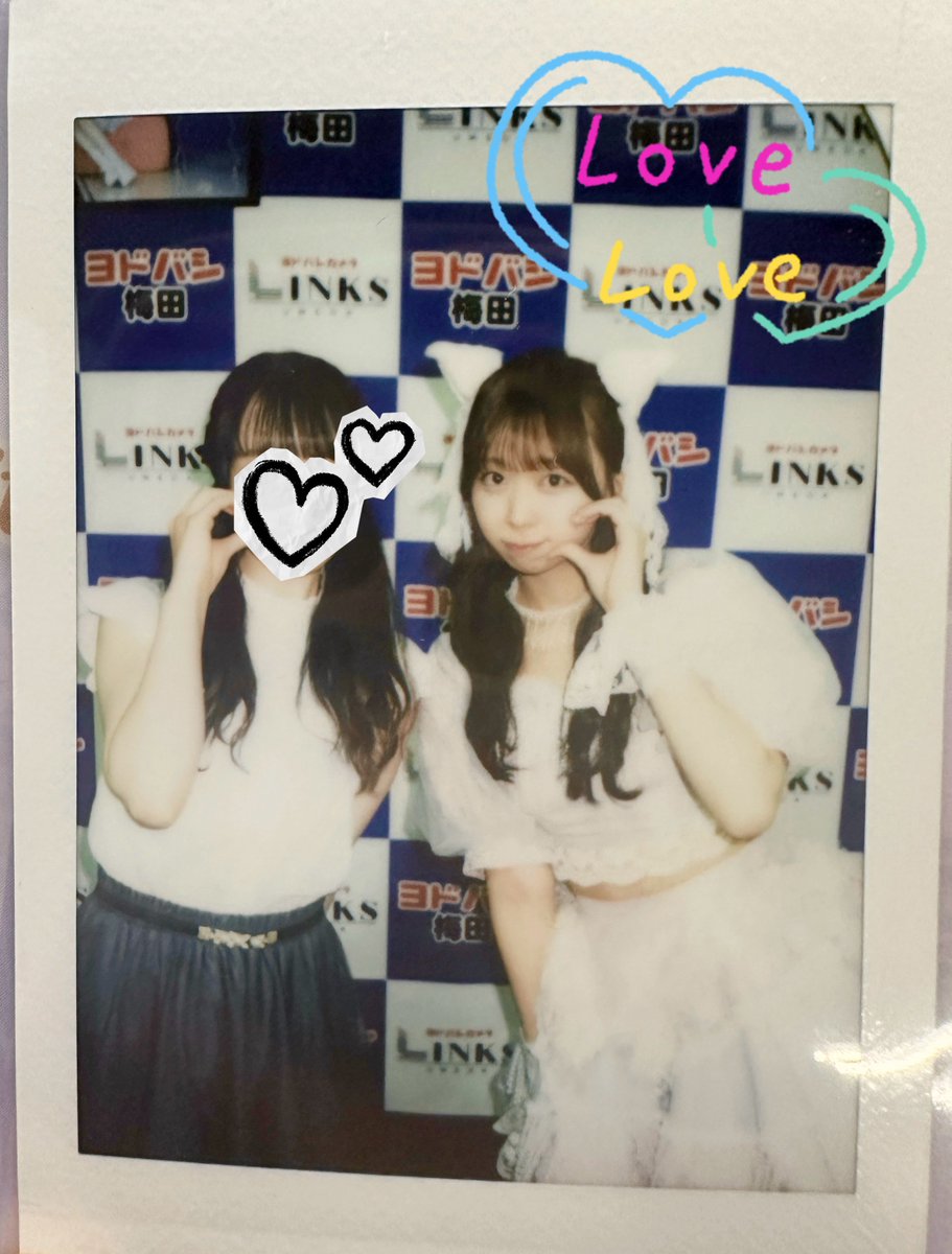 勢いで初めてチェキでツーショも撮った可愛すぎてやばい可愛いむりかわいい
お揃いのトップスも髪型も気付いて言ってくれる推しメンあまりにも好き止まらん
頑張ったから会えたんだよって言ってくれるの本当に優しさの塊だよ🥲
楽しい大阪遠征でした！🐙

#松田美里 #わーすた 
#みりちゃんといっしょ