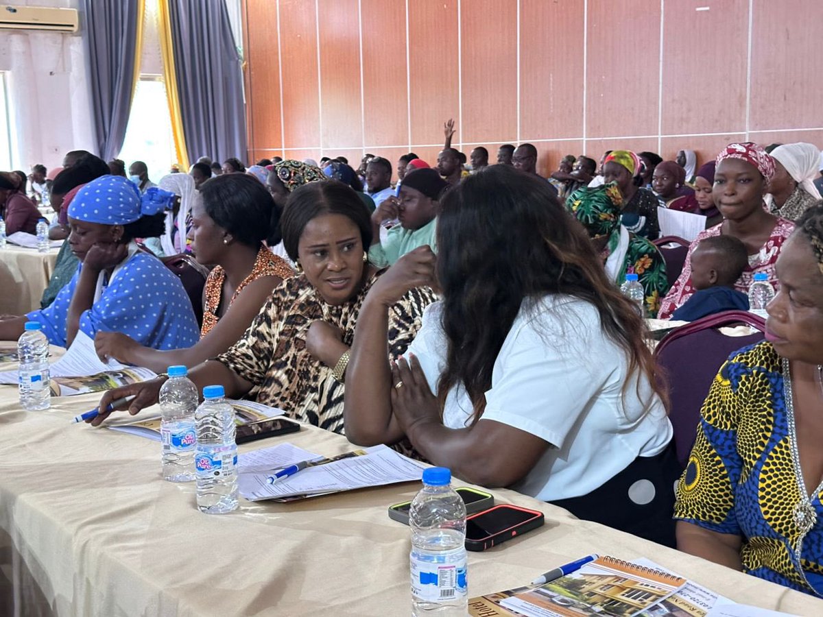 MTNGhana's tweet image. Tamale Kawula! We are here for the SME Clinic from 22nd to 24th July 2025 at the Modern City Hotel.
Let's gather as we empower SMEs, and accelerate growth.
#MTNSMEClinic