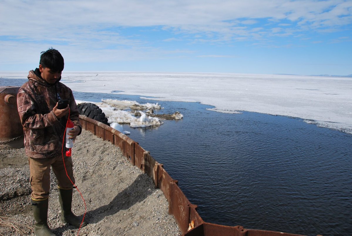 NOAAResearch's tweet image. .@NOAA has teamed up with Alaskans to create a new tool to predict ice breakup.
Ice forecasts would boost public #safety, subsistence #fishing, hunting, #transportation and #commerce.
Learn more here: research.noaa.gov/noaa-teams-up-…