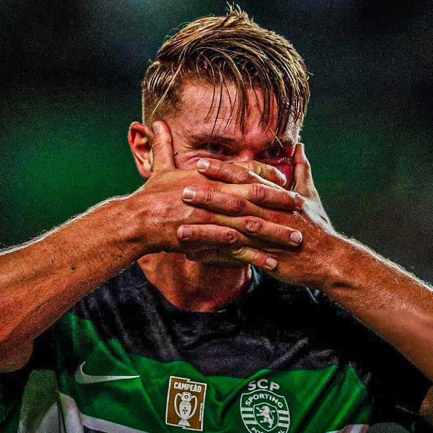 eurofootcom's tweet image. ๐ธ๐ช๐ด ๐๐๐๐ ๐๐ ๐๐ | Viktor Gyรถkeres (27) to Arsenal. โฌ63.5m fee + โฌ10m add-ons, reports @FabrizioRomano. โ
โก๏ธ