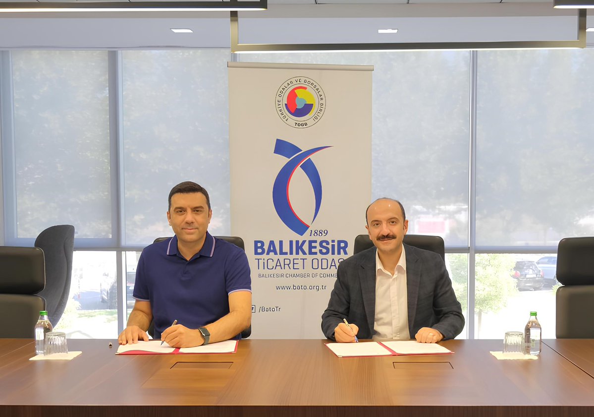 Güney Marmara Kalkınma Ajansı (@gmkajansi) on Twitter photo 🖊️ <a href="/GMKAjansi/">Güney Marmara Kalkınma Ajansı</a> Beşeri ve Sosyal Gelişim Teknik Destek Programı kapsamında <a href="/batokurumsal/">Balıkesir Ticaret Odası</a>'ın başarılı bulunan "Dijital Dönüşüm Eğitimi" isimli projesinin imza töreni gerçekleşti.
📌Toplantıda imzaları GMKA Genel Sekreteri Onur Adıyaman ve BTO Yönetim Kurulu Başkanı Rahmi Kula attı. 🖊️ <a href="/GMKAjansi/">Güney Marmara Kalkınma Ajansı</a> Beşeri ve Sosyal Gelişim Teknik Destek Programı kapsamında <a href="/batokurumsal/">Balıkesir Ticaret Odası</a>'ın başarılı bulunan "Dijital Dönüşüm Eğitimi" isimli projesinin imza töreni gerçekleşti.
📌Toplantıda imzaları GMKA Genel Sekreteri Onur Adıyaman ve BTO Yönetim Kurulu Başkanı Rahmi Kula attı.