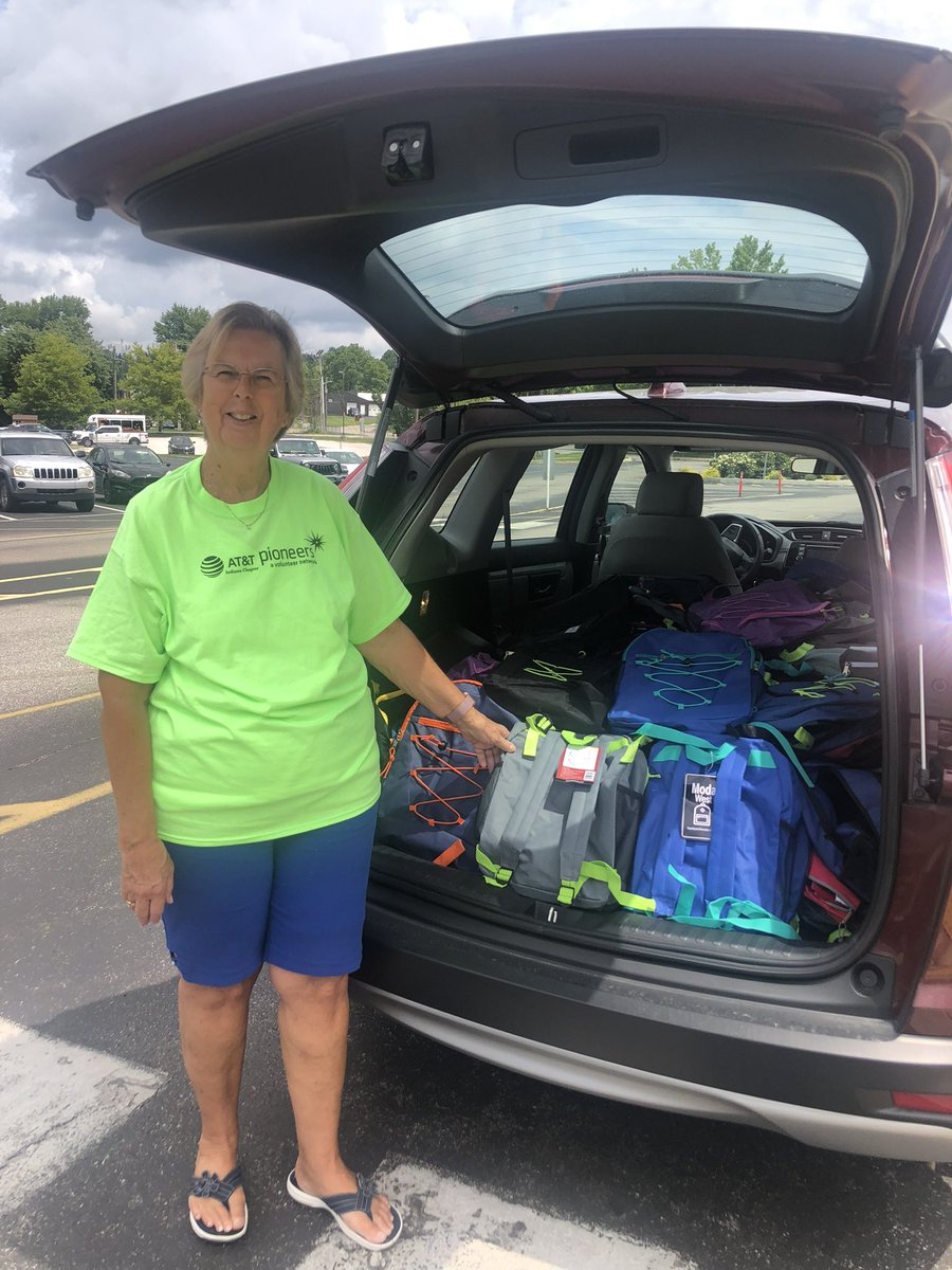 IndianaAtt's tweet photo. Indiana Pioneers have filled and delivered their first 200+ backpacks for the 2025 school year.  #attpioneers #attimpact #lifeatatt https://t.co/lzxQpsqnWC