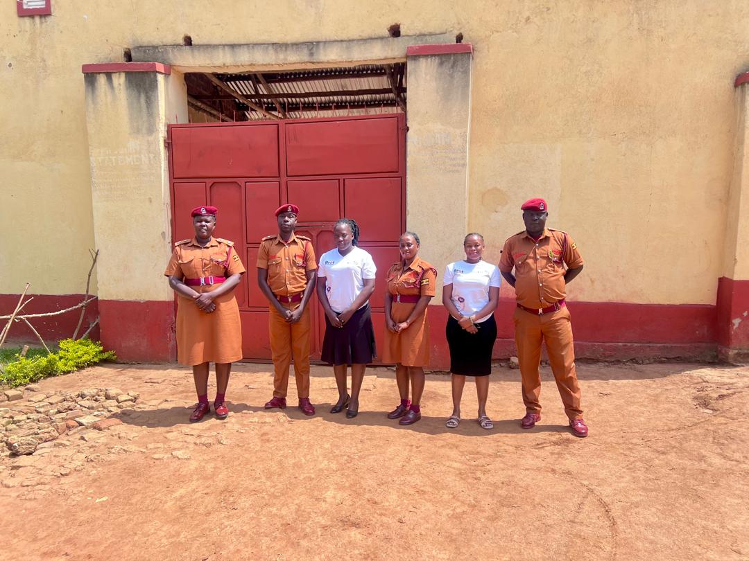 FIDA_Uganda's tweet image. In Uganda’s justice system, many inmates, especially those on remand, spend years in detention without trial due to lack of legal knowledge, support, or access to timely justice. With support from @bread4theworld, we conducted a legal and psychosocial awareness session at Lwengo…