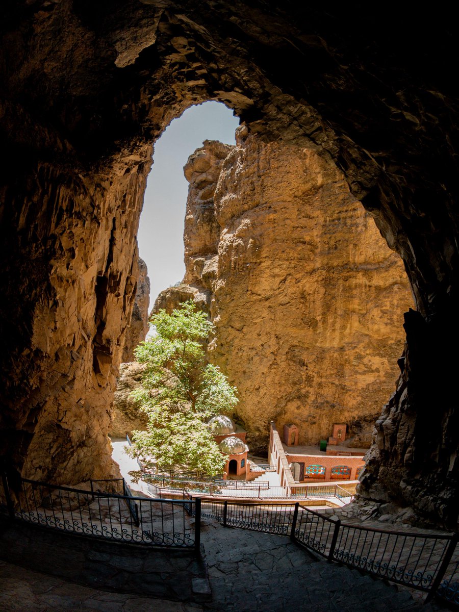Travel Tomorrow (@traveltomorrowx) on Twitter photo Cave of the Sleepers⛰️Where legends rest for centuries⏳
📍 Nakhchivan, Azerbaijan
📸 <a href="/aries_setya/">Aris Setya</a>
<a href="/ExperienceAZE/">Experience Azerbaijan</a> #Nakhchivan #Azerbaijan #cave #scenery #travel #tourism Cave of the Sleepers⛰️Where legends rest for centuries⏳
📍 Nakhchivan, Azerbaijan
📸 <a href="/aries_setya/">Aris Setya</a>
<a href="/ExperienceAZE/">Experience Azerbaijan</a> #Nakhchivan #Azerbaijan #cave #scenery #travel #tourism