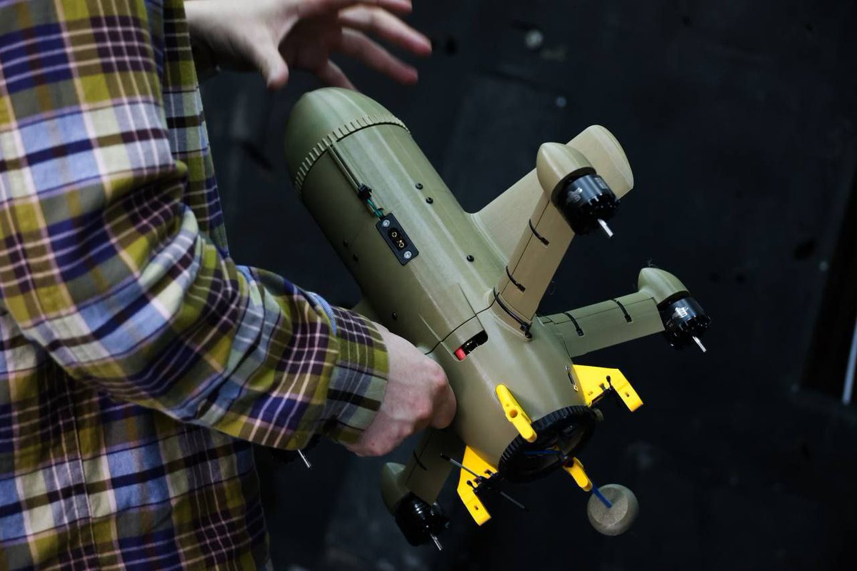 MoloWarMonitor's tweet image. ๐บ๐ฆ๐ค๐ณ๐ฑ Netherlands provides Ukraine with โฌ200 million for interceptor drones and โฌ125 million for maintenance of F-16 aircraft, โ MoD
