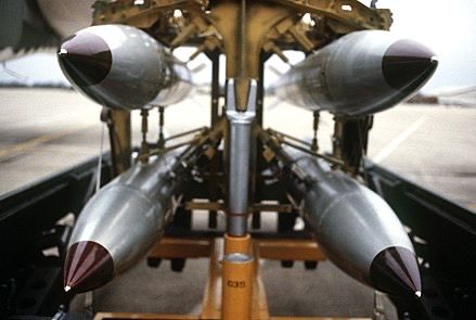 CAATuk's tweet image. BREAKING: US nuclear weapons have reportedly arrived on British soil for the first time in almost two decades.
Reports indicate that several B61-12 thermonuclear gravity bombs were received at RAF Lakenheath, in Suffolk.
Britain is now a US nuclear base.