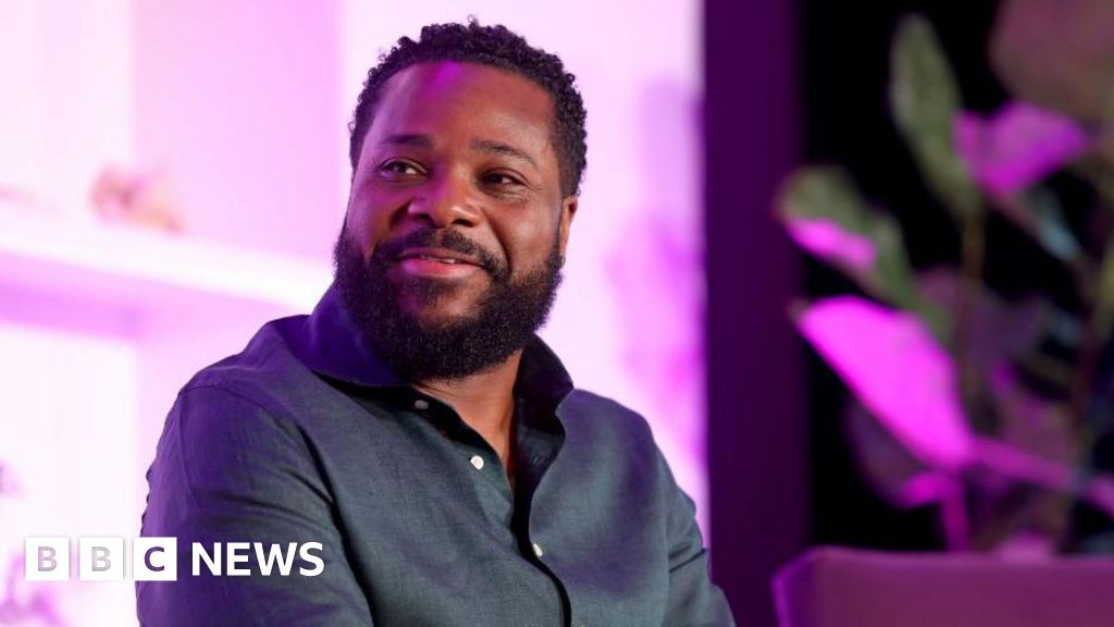 BBCAfrica's tweet image. Malcolm-Jamal Warner, who rose to fame as a teenager playing Theo Huxtable on The Cosby Show, has died aged 54. He drowned while on holiday in Costa Rica. bbc.in/4lZtoni