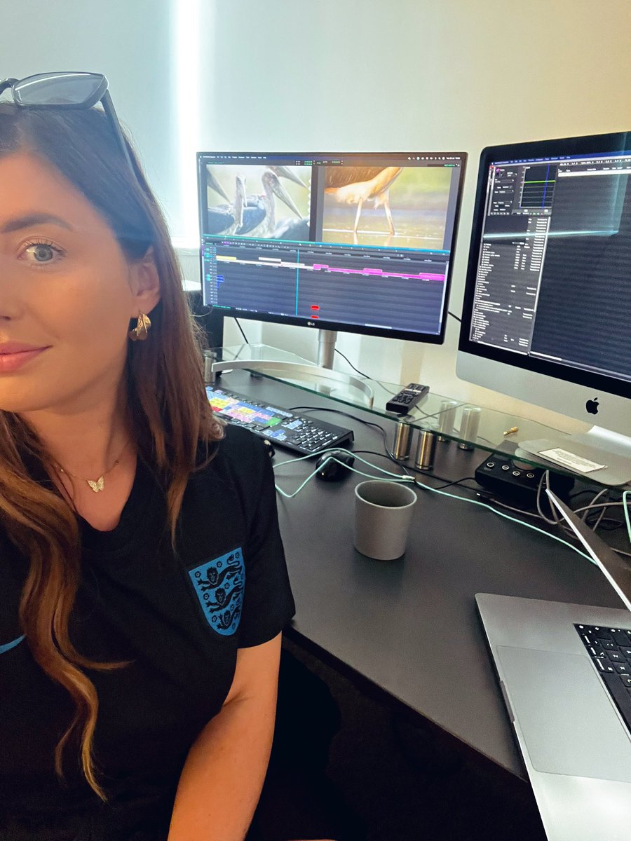 cazjmay's tweet image. There was only one shirt I could wear to work today!! 🏴
Bring on 8pm!! 😍
We’ll be at our fave place, The Anchor on Glos Road, as usual if any Bristolians fancy joining us!! Should be a good one 🤍🏴